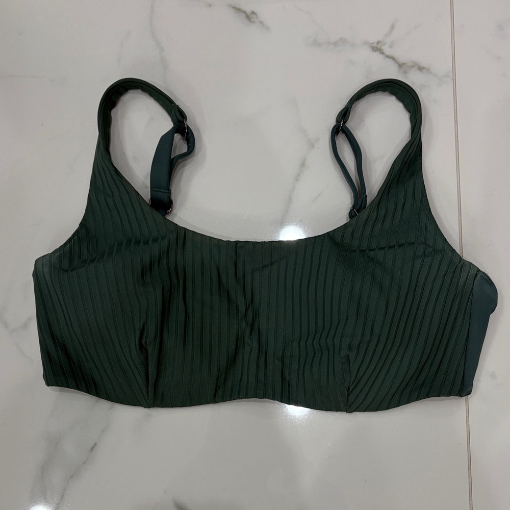 Athleta Dark Green Ribbed Bikini Top